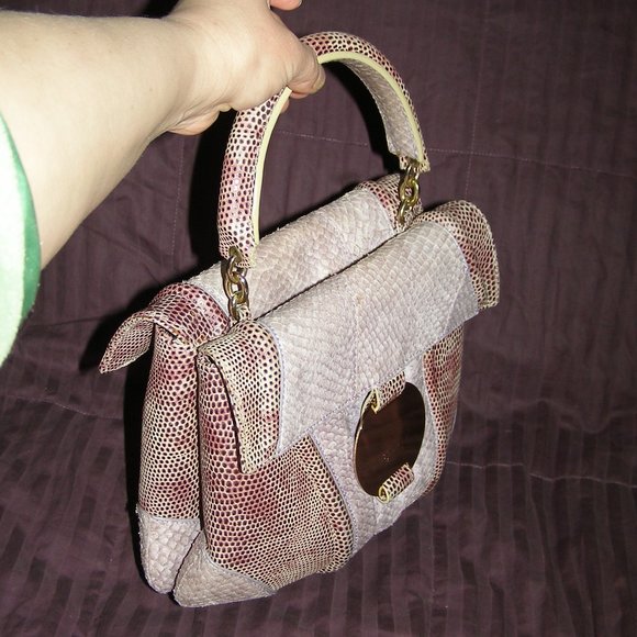 💜 RARE STUART WEITZMAN Snakeskin Reptile Structured Bag EUC - Picture 14 of 16